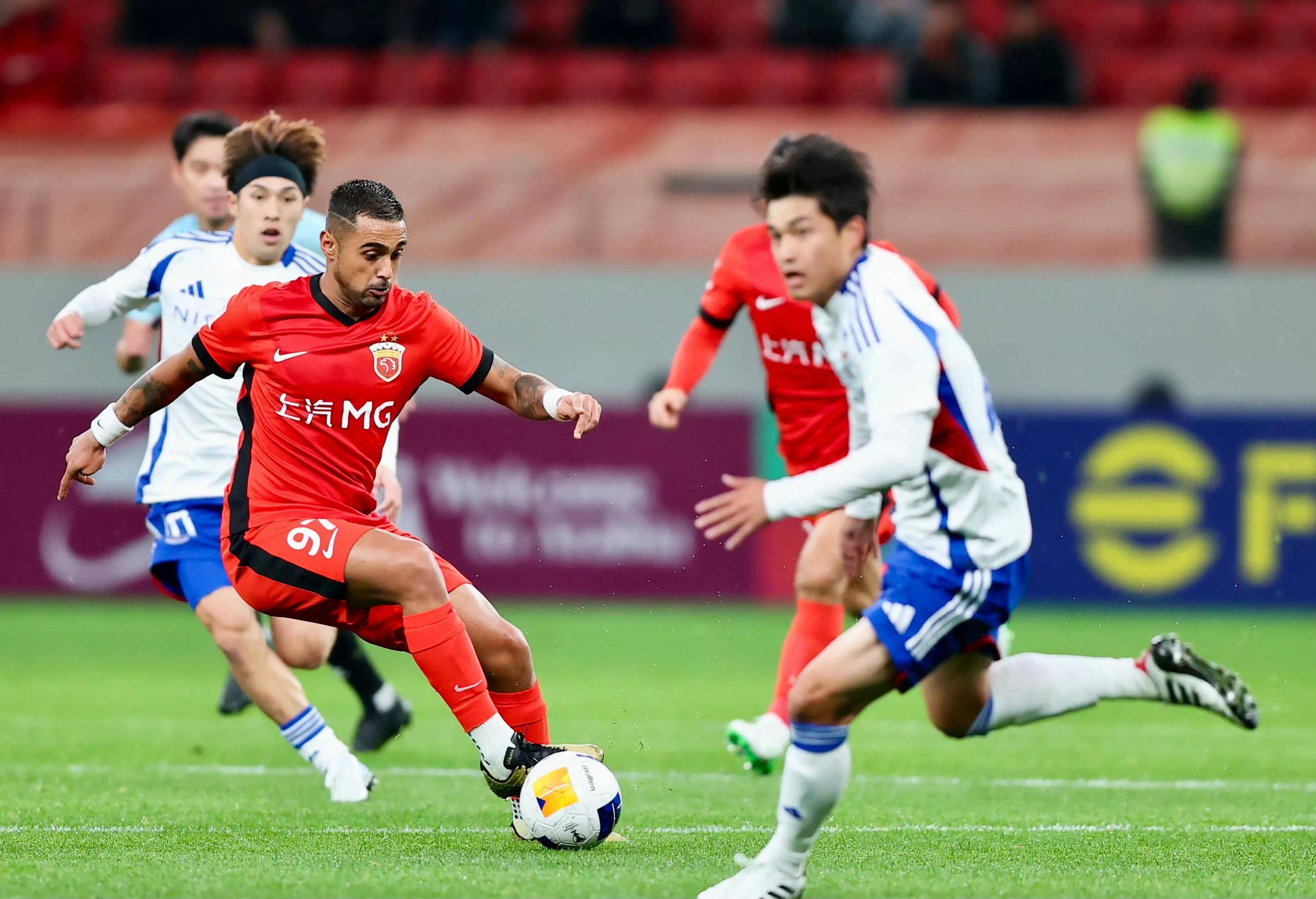 关于加时末段上海海港调整名单以备亚冠；官宣签约环节打磨；话题不断；赛季目标并未改变的信息-九游体育app