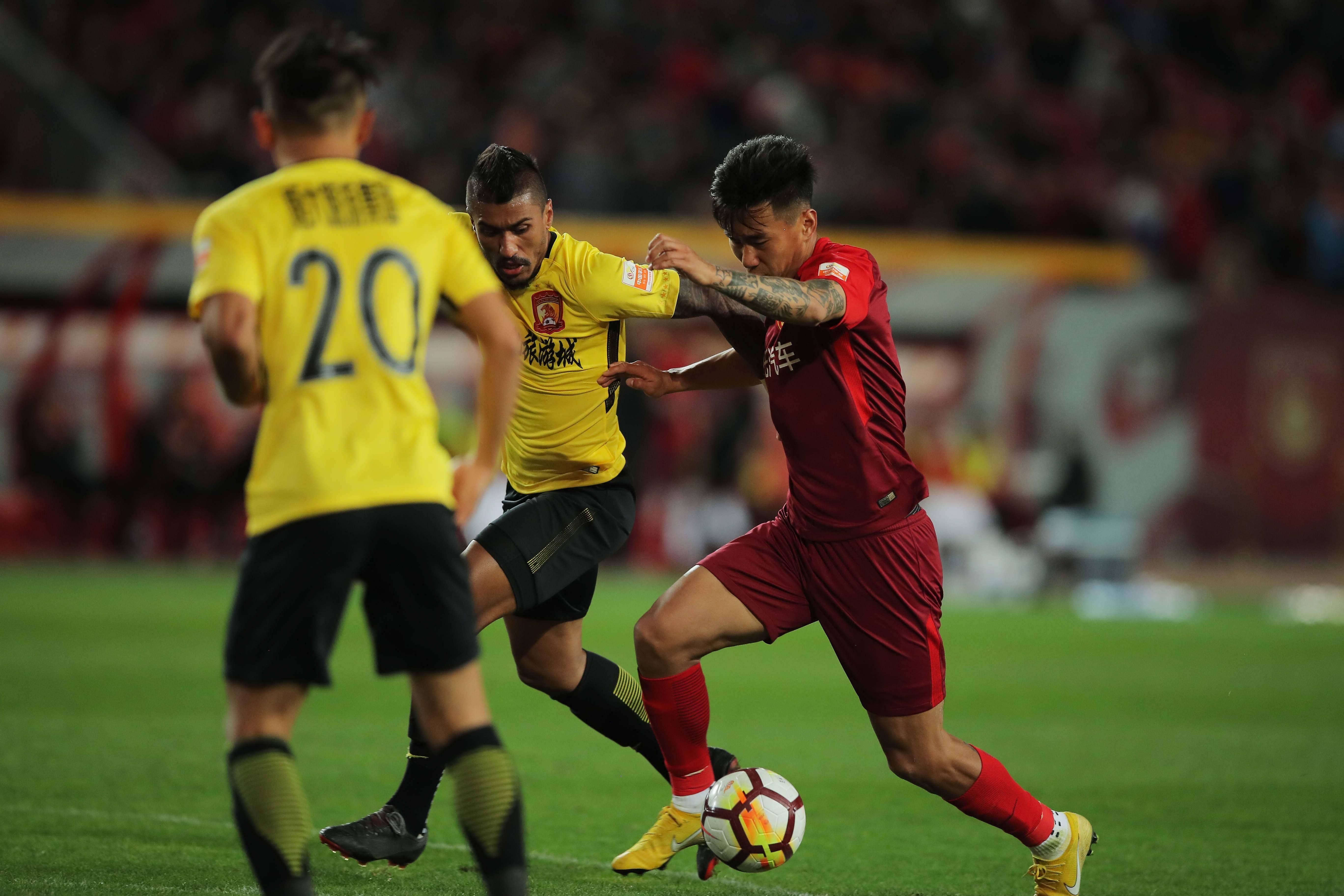 冲刺阶段突围战来临，斯图加特围绕中超豪取连胜，赛场秩序良好，临场指挥获称赞的简单介绍-九游体育app